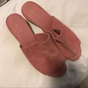 Mansur gavriel slip on heels